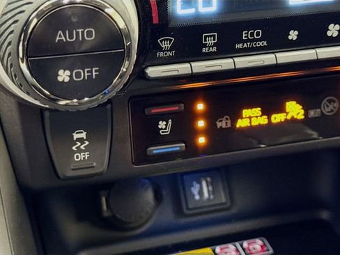 Used 2024 Toyota RAV4 XSE image 21