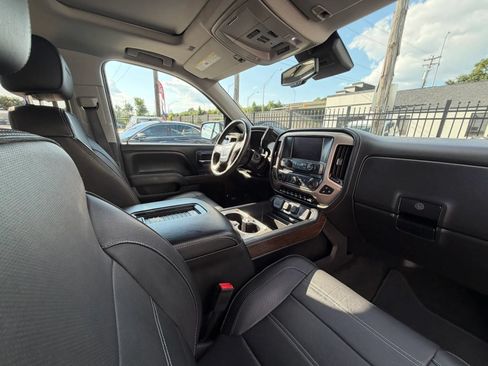 Used 2017 GMC Sierra 1500 Denali w/ Denali Ultimate Package AWD/4WD image 31