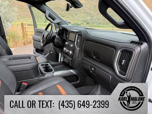 Used 2021 GMC Sierra 2500 AT4 w/ AT4 Premium Plus Package AWD/4WD image 41