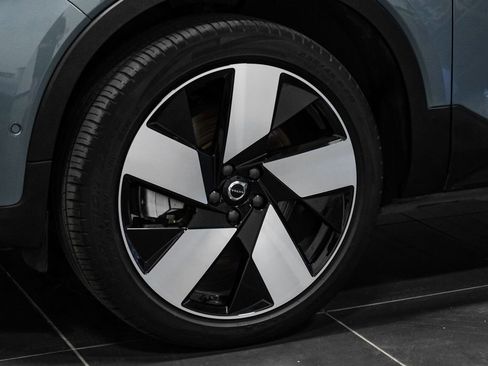 Used 2023 Volvo C40 P8 Recharge Ultimate image 56