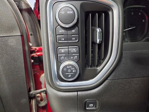Used 2023 GMC Sierra 2500 AT4 w/ AT4 Preferred Package AWD/4WD image 29