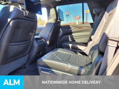 Used 2023 Cadillac Escalade Sport Platinum image 5
