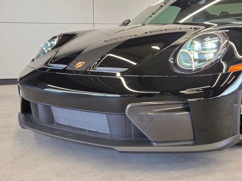 Certified 2026 Porsche 911 GT3 w/ Weissach Package RWD image 28