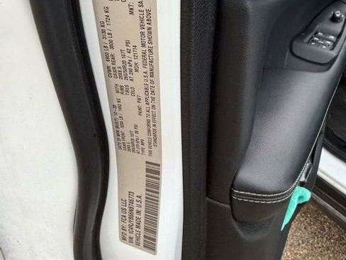 Used 2022 Jeep Grand Cherokee Limited 4xe image 28