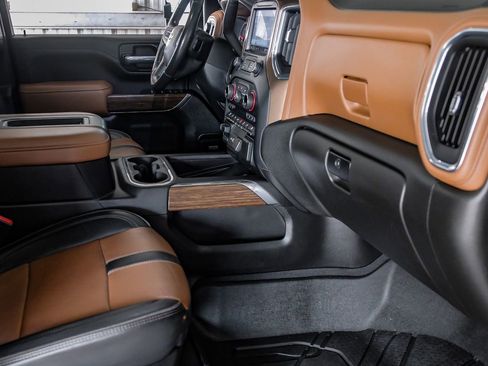 Used 2021 Chevrolet Silverado 3500 High Country image 13