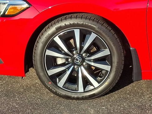 Used 2024 Honda Civic EX image 8