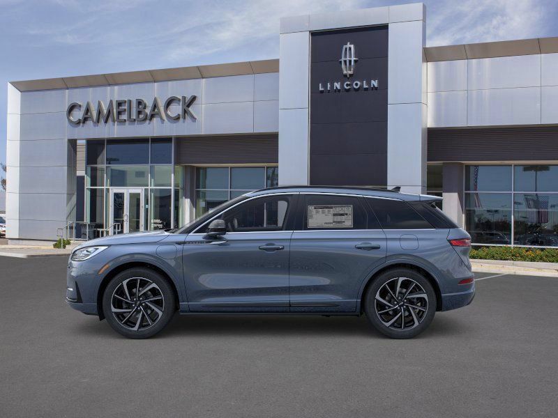 New 2025 Lincoln Corsair Grand Touring w/ Equipment Group 301A AWD/4WD image 3