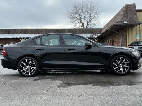 Used 2020 Volvo S60 T5 Momentum w/ Protection Package Premier image 7