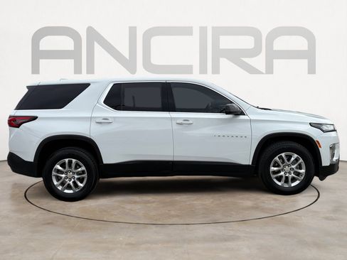 Used 2022 Chevrolet Traverse LS image 14