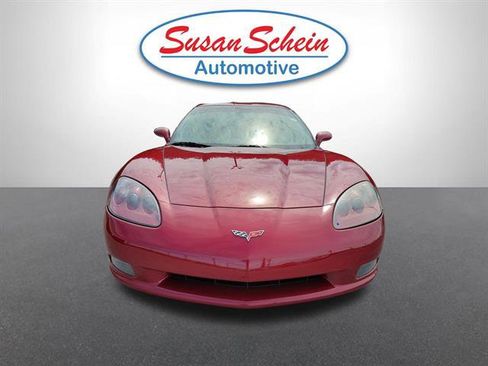 Used 2006 Chevrolet Corvette Coupe w/ Preferred Equipment Group RWD image 20