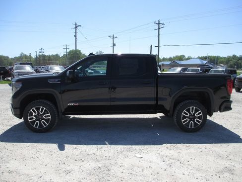 New 2026 GMC Sierra 1500 AT4 w/ AT4 Premium Package AWD/4WD image 10