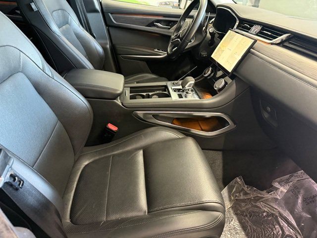 Used 2023 Jaguar F-PACE S AWD/4WD image 11