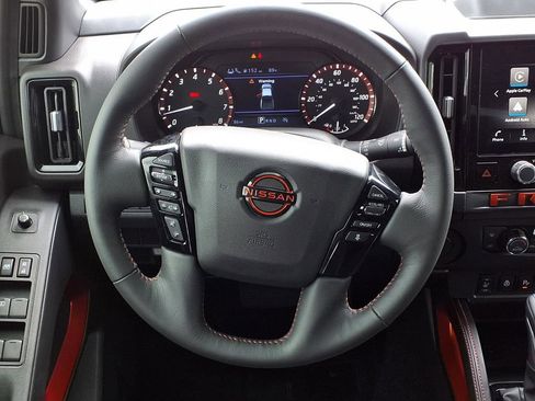 Used 2025 Nissan Frontier Pro-X w/ Pro Convenience Package RWD image 21
