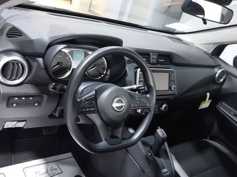 Used 2025 Nissan Versa S w/ Trunk Package FWD image 19