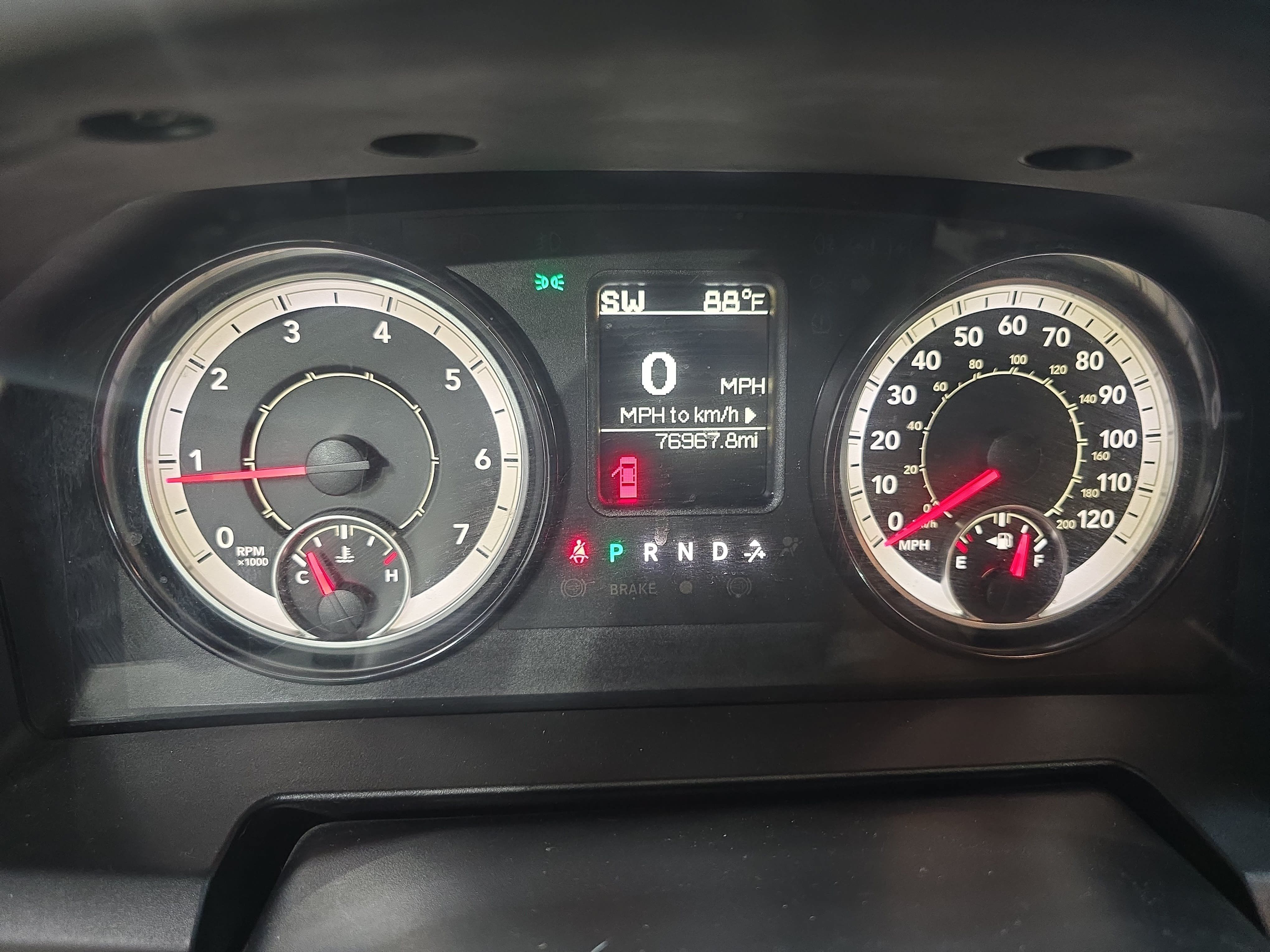 Used 2018 RAM 1500 Express w/ Express Value Package AWD/4WD image 16