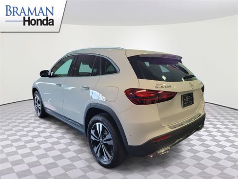 Used 2025 Mercedes-Benz GLA 250 image 4