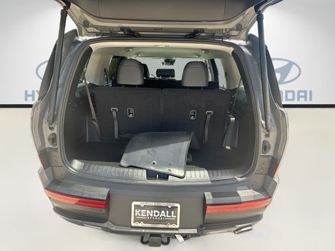 Certified 2026 Hyundai Santa Fe SEL w/ Tow & Go Package FWD image 23