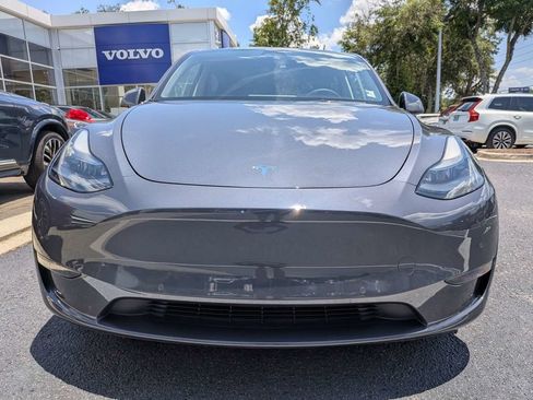 Used 2022 Tesla Model Y Performance AWD/4WD image 9
