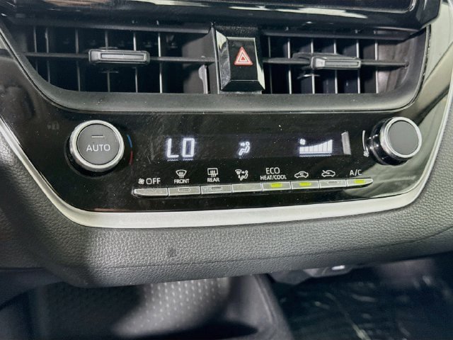 Certified 2025 Toyota Corolla LE FWD image 17