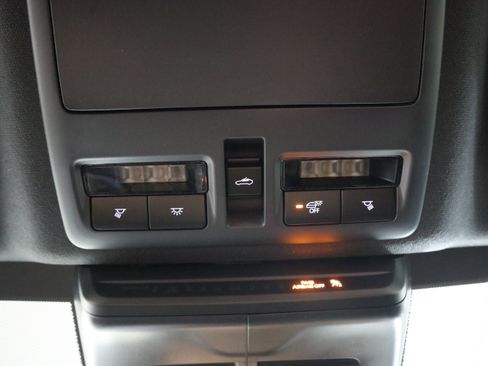 New 2026 MAZDA MAZDA3 Carbon image 32