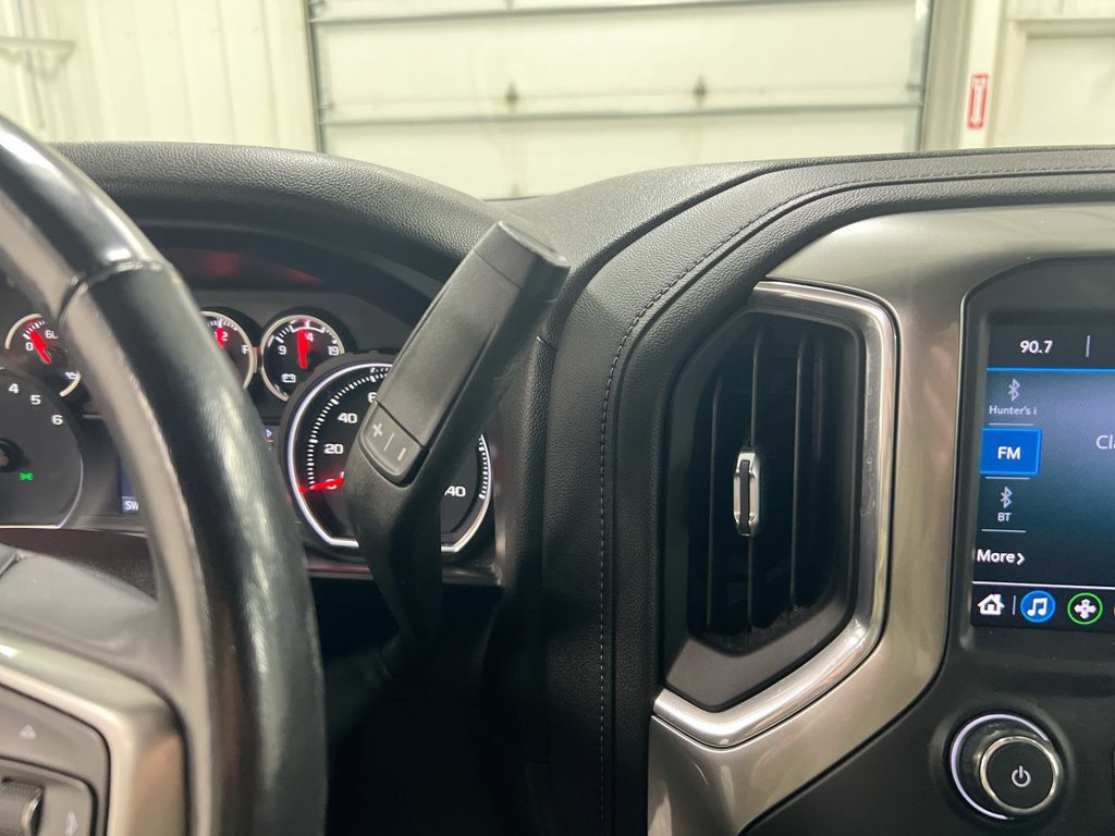 Used 2020 Chevrolet Silverado 1500 LT w/ All-Star Edition AWD/4WD image 17