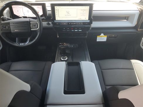 New 2025 GMC Hummer EV 3X image 16
