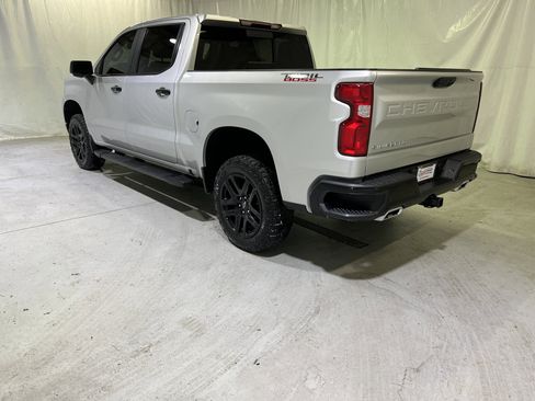 Certified 2022 Chevrolet Silverado 1500 LT Trail Boss w/ LT Trail Boss Premium Package image 8