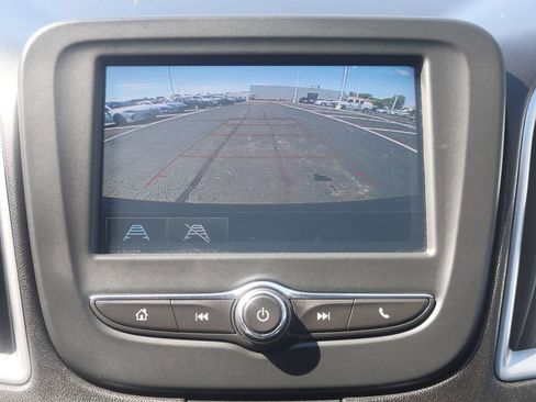 Used 2018 Chevrolet Malibu LS FWD image 13