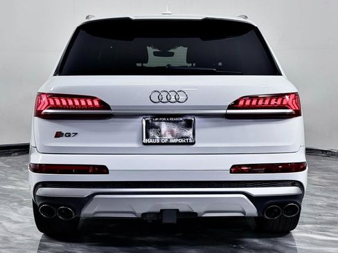 Used 2021 Audi SQ7 Premium Plus w/ Driver Assistance Package image 8