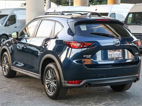 Used 2017 MAZDA CX-5 Touring image 8