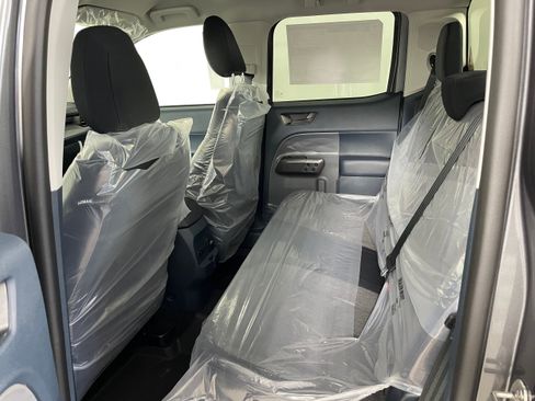 New 2025 Ford Maverick XLT w/ XLT Luxury Package image 4