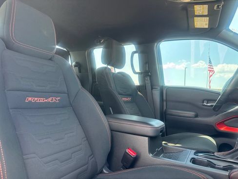 Used 2024 Nissan Frontier PRO-4X w/ Pro Convenience Package AWD/4WD image 30