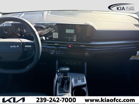 New 2026 Kia Sportage EX image 19