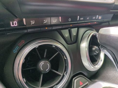 Used 2021 Chevrolet Camaro LT w/ Technology Package RWD image 26