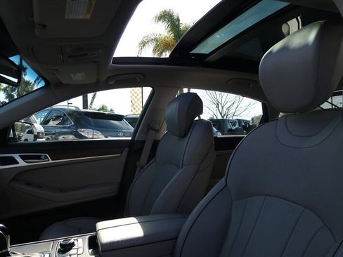 Used 2015 Hyundai Genesis 3.8 w/ Option Group 04 image 6