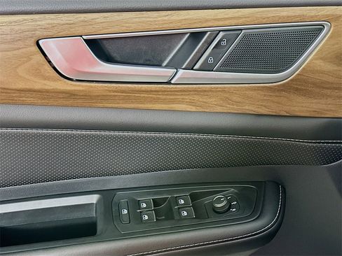 New 2026 Volkswagen Atlas SE image 21