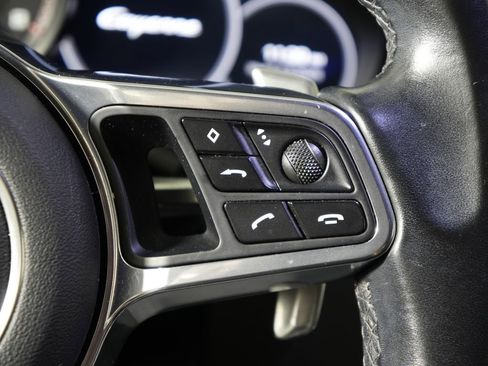 Used 2020 Porsche Cayenne AWD/4WD image 28