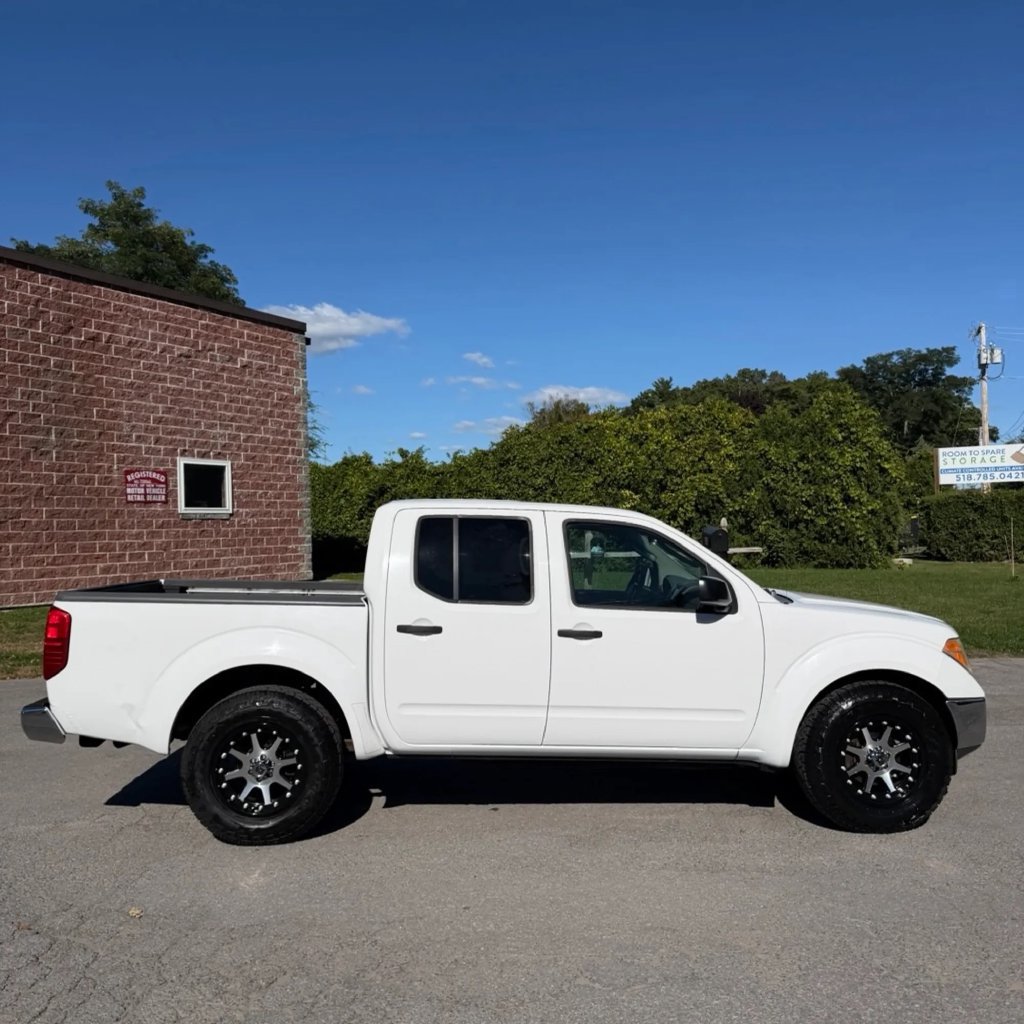 Used 2008 Nissan Frontier SE w/ SE Value Truck Pkg RWD image 7