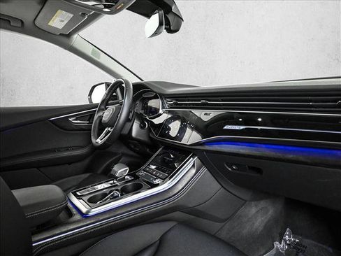 Used 2023 Audi Q8 Premium Plus w/ Premium Plus Package AWD/4WD image 23