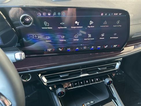 New 2026 Chevrolet Traverse Z71 image 23