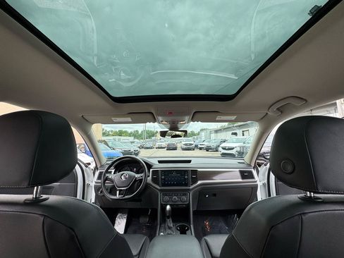 Used 2020 Volkswagen Atlas SE w/ Panoramic Sunroof Package FWD image 26