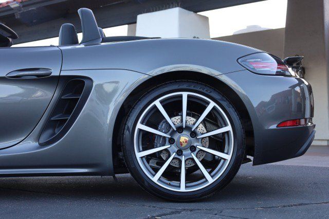 Used 2017 Porsche 718 Boxster RWD image 55