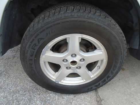 Used 2005 Jeep Grand Cherokee Limited AWD/4WD image 19