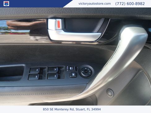 Used 2014 Kia Sorento LX FWD image 29