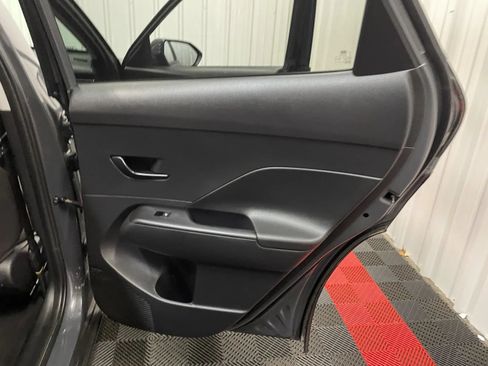 Used 2025 Hyundai Kona SEL AWD/4WD image 39