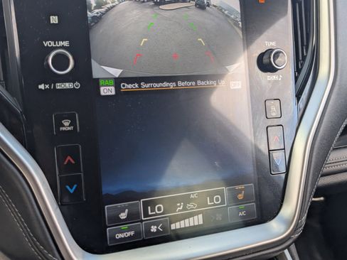 Used 2021 Subaru Outback Limited image 22