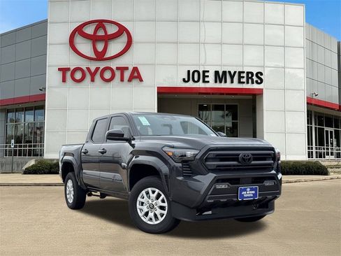 New 2026 Toyota Tacoma SR5 image 2