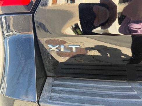 Used 2024 Ford Expedition Max XLT AWD/4WD image 17