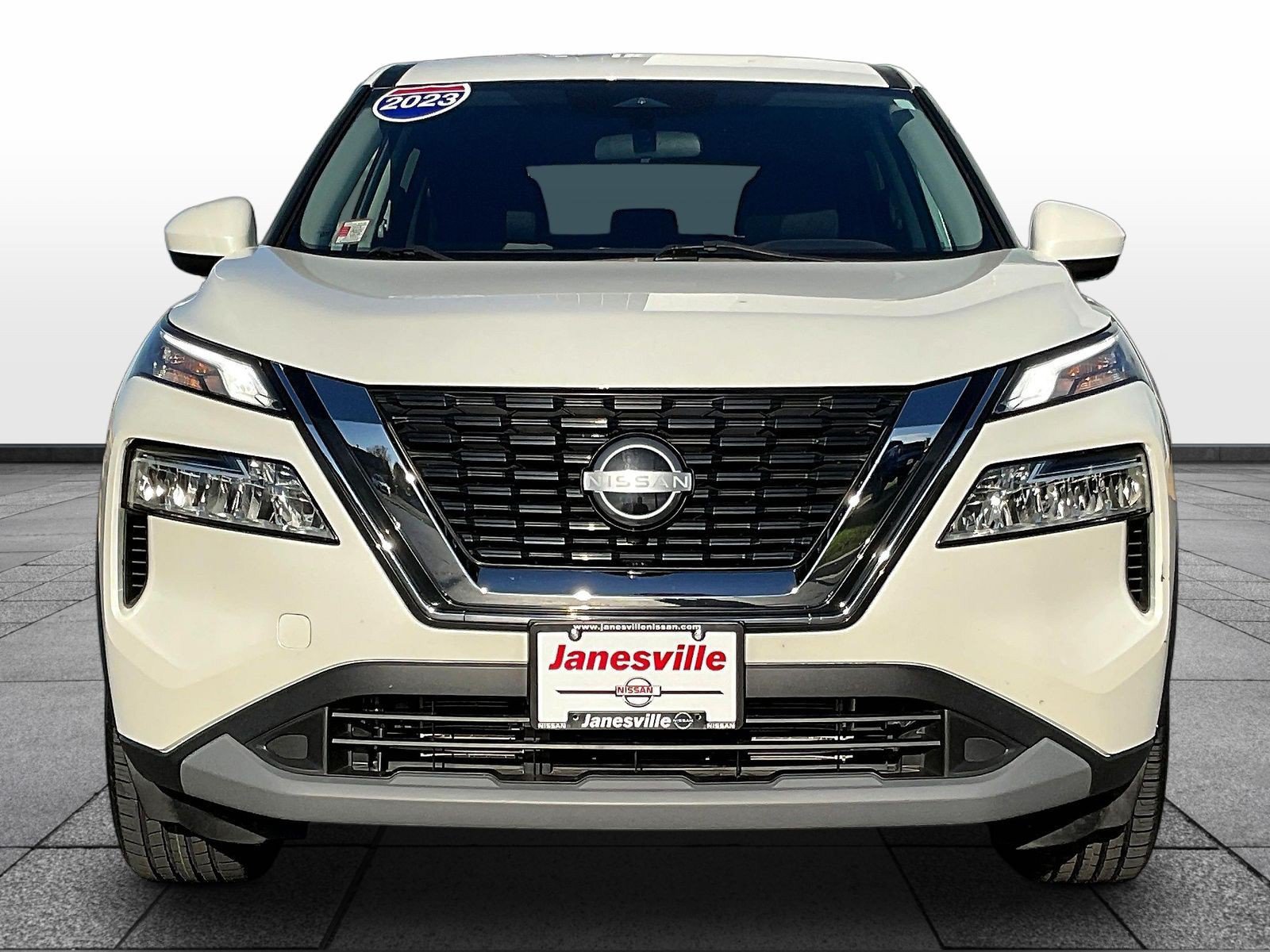 Certified 2023 Nissan Rogue SV AWD/4WD image 2