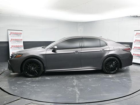 Used 2022 Toyota Camry XSE w/ Carpet Mat Package (TMS) image 5
